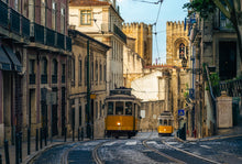 Afbeelding in Gallery-weergave laden, Portugal Magazine #1 (digitaal product)