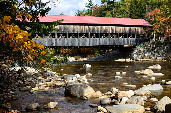 Een covered bridge in New Hampshire USA